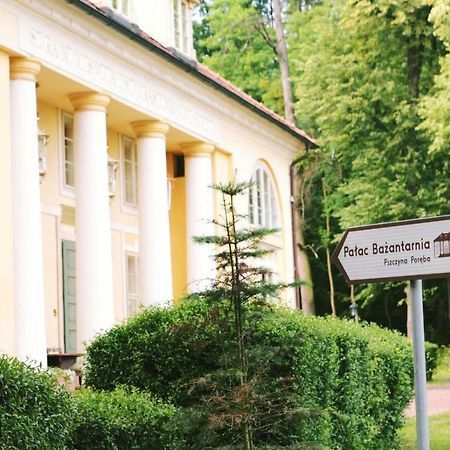 Palac Bazantarnia Pszczyna Exteriör bild