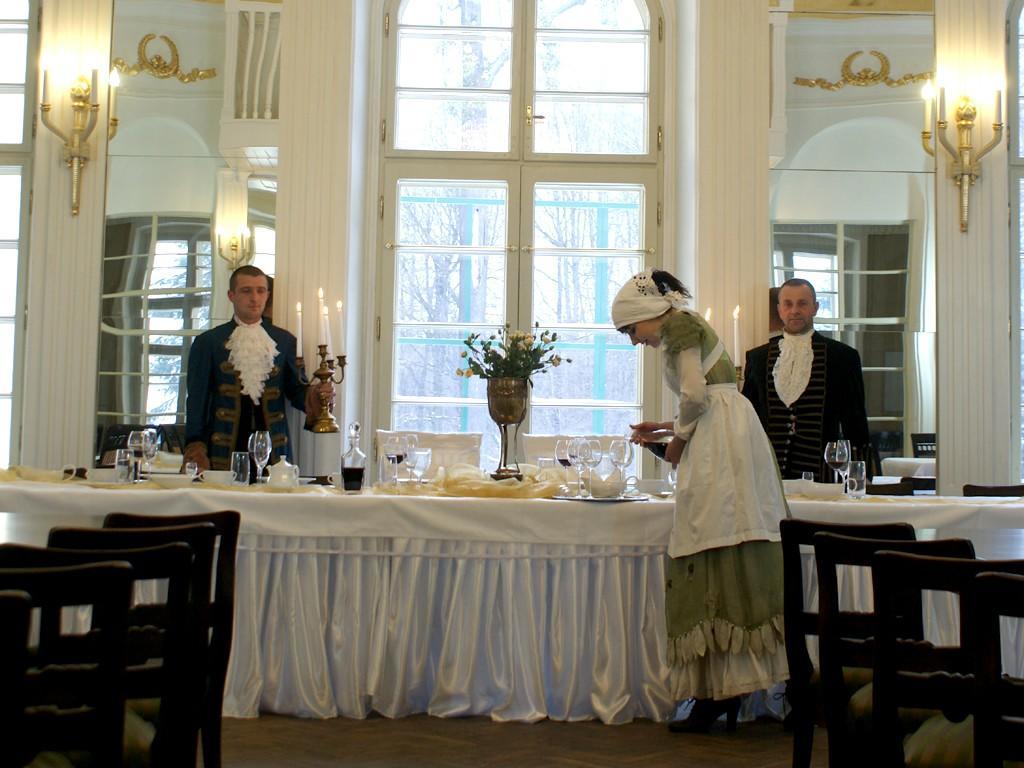 Palac Bazantarnia Pszczyna Exteriör bild